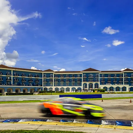 Seven Sebring Raceway Hotel-3