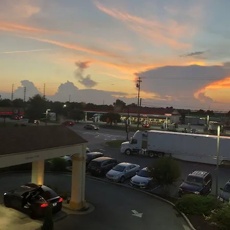 Days Inn By Wyndham Mcdonough-3