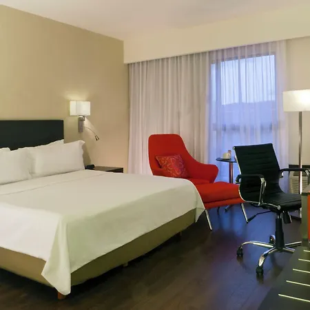 Fiesta Inn Leon-2