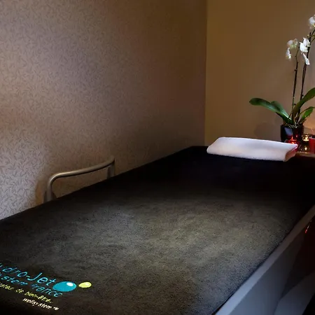 Hotel Atmospheres-3