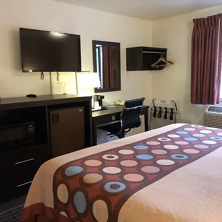 Super 8 By Wyndham Lacey Olympia Area-2