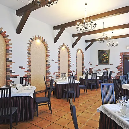 Tourist Hotel-2