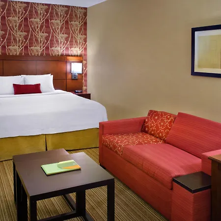 Courtyard By Marriott Jersey City Newport-3