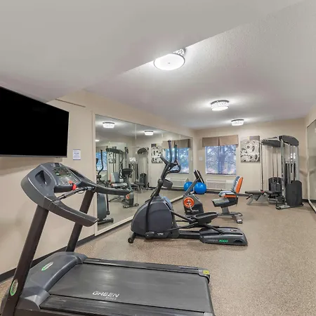 Best Western Plus Russellville Hotel & Suites-3