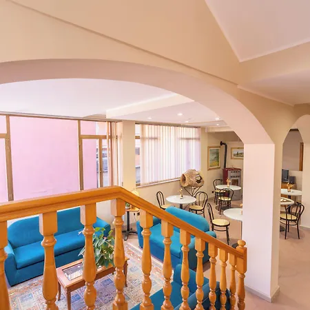 Hotel Trasimeno-2