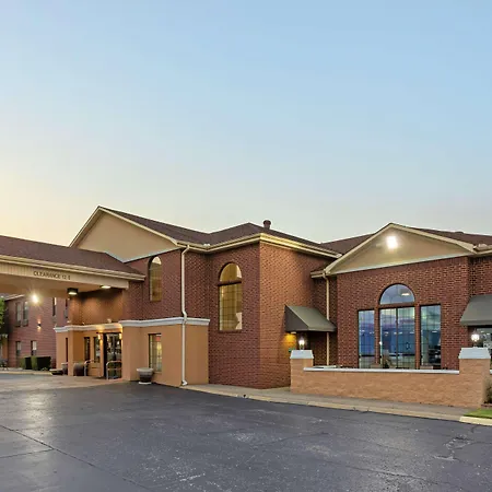 Best Western Plus Lonoke Hotel-3