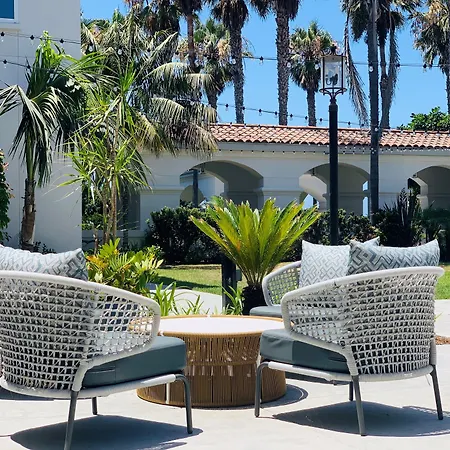 Hilton Garden Inn Carlsbad Beach-2