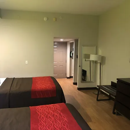 Days Inn & Suites By Wyndham Bonita Springs North Naples-3