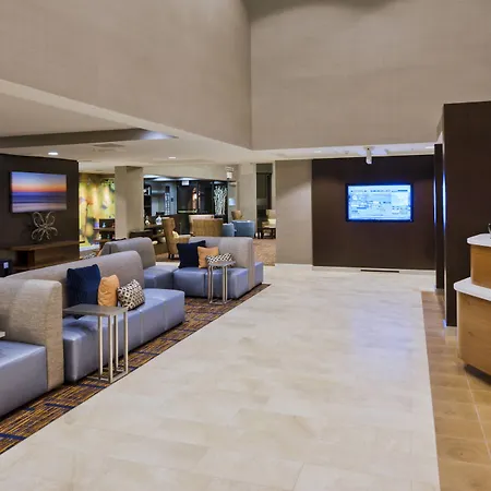 Courtyard By Marriott San Diego Carlsbad-3