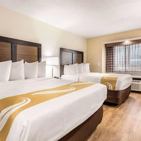 Quality Inn & Suites Myrtle Beach Near Outlets-3