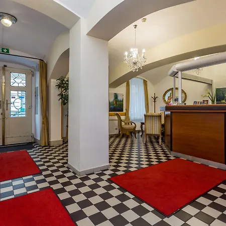 Hotel Graf Stadion-2