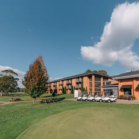 Country Club Tasmania-2