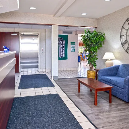 Americas Best Value Inn & Suites Maryville-3