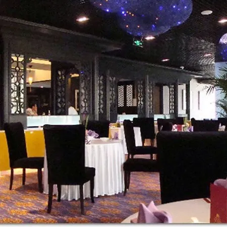 Beijing Continental Grand Hotel-3