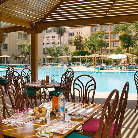 Aracan Eatabe Luxor Hotel-3
