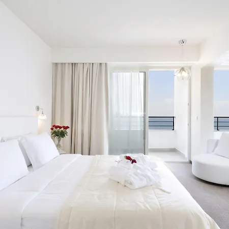 Lucy Hotel-3