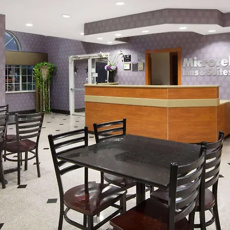 Microtel Inn & Suites By Wyndham Garland/Dallas-3