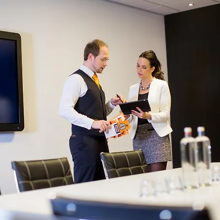 Postillion Hotel Dordrecht-3