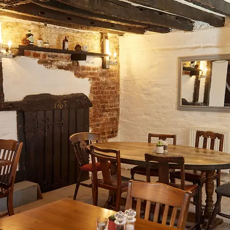 Bear Hotel By Greene King Inns-2