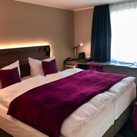 Romantisches Hotel Menzhausen-3