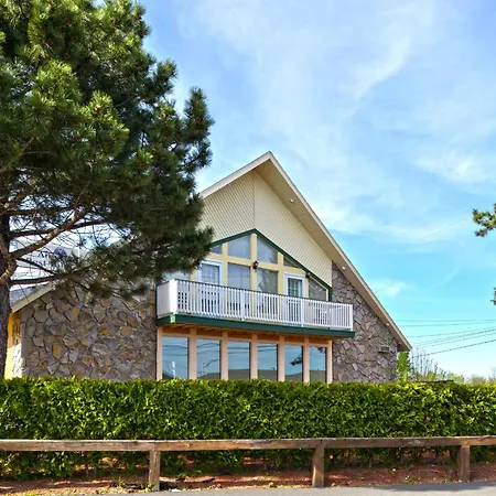 Americas Best Value Inn Plattsburgh-3