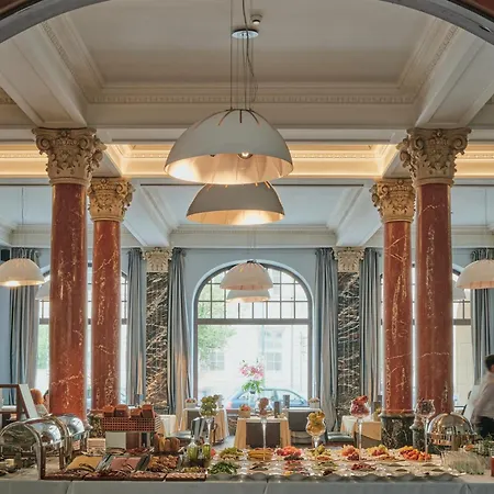 Hotel Monopol-3