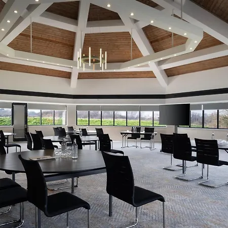 Delta Hotels By Marriott Northampton-3