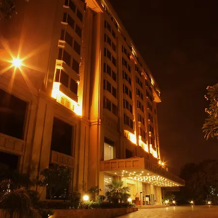 The Metropolitan Hotel & Spa New Delhi-2