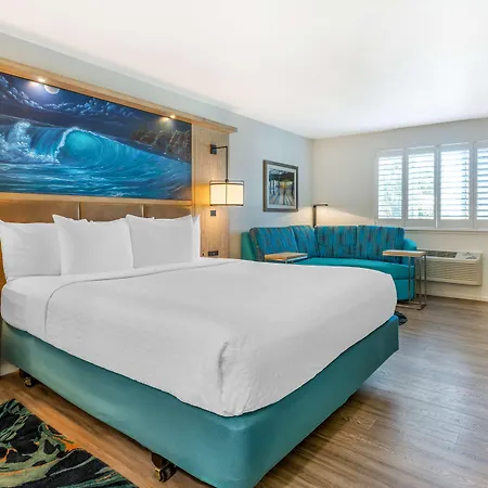 Best Western Plus Capitola By-The-Sea Inn & Suites-2
