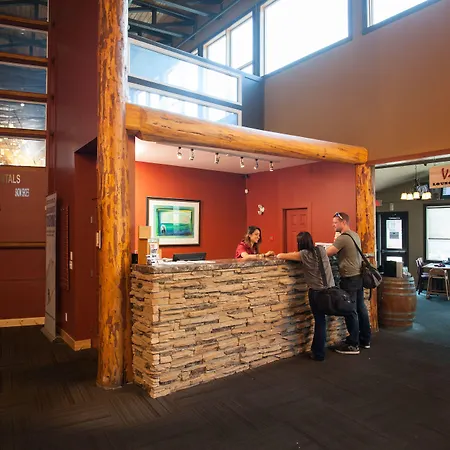 Waterton Lakes Lodge Resort-2