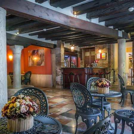 Palazzo Marcello Hotel Al Sole-2