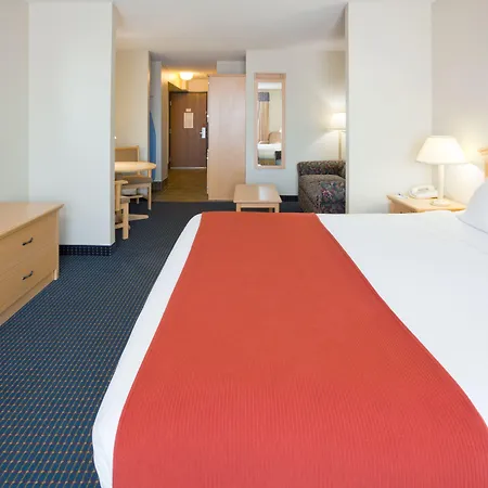 Holiday Inn Express & Suites Superior By Ihg-3