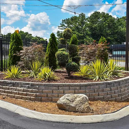 Masters Inn Tucker-3