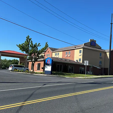 Scottish Inns & Suites - North Hershey-2