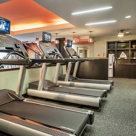 Courtyard By Marriott Tysons Mclean-2