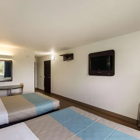 Motel 6-Rothschild, Wi-2