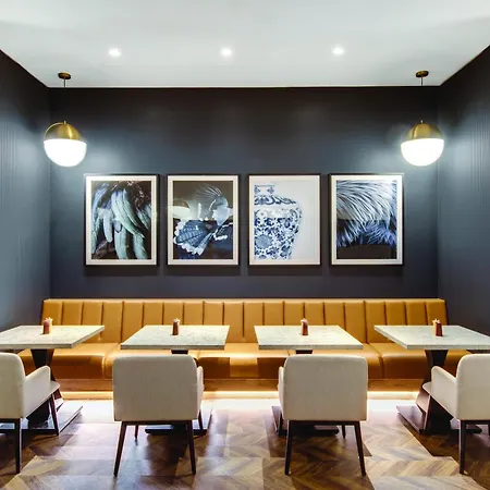 Vibe Hotel Sydney-2