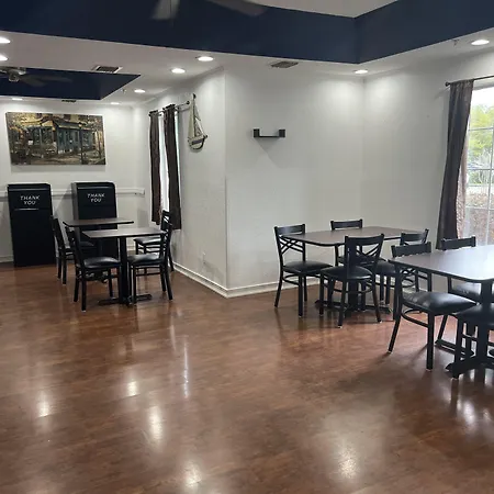 Baymont By Wyndham Lakeland-3