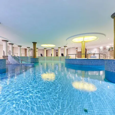 Dorint Strandresort & Spa Ostseebad Wustrow-2