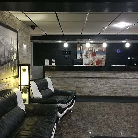 Super 8 By Wyndham Red Deer-3
