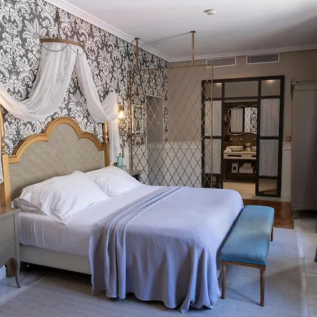 Hotel Gravina 51-2