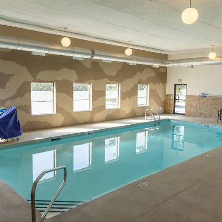 Hampton Inn & Suites Scottsbluff-2