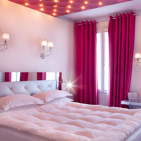 Petit Madeleine Hotel-2