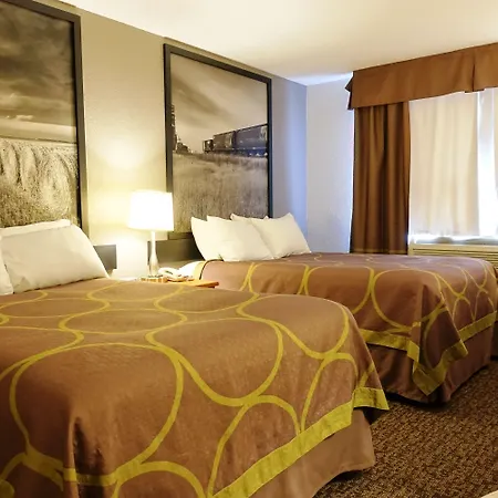 Super 8 By Wyndham Regina-3