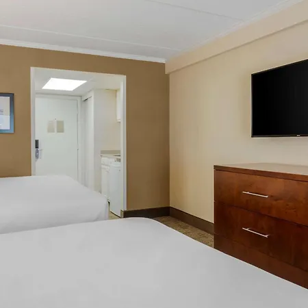 Comfort Inn Ocean City Boardwalk-2