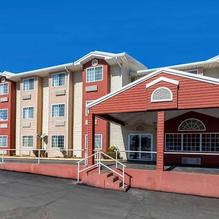 Quality Inn Sallisaw-3