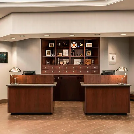 Four Points By Sheraton Boston Logan Airport Revere-3
