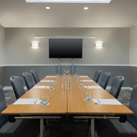 Delta Hotels By Marriott Waltham Abbey-2