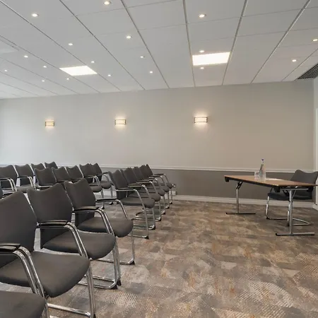 Delta Hotels By Marriott Waltham Abbey-2