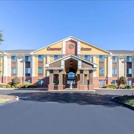 Comfort Suites St Charles-St Louis-2